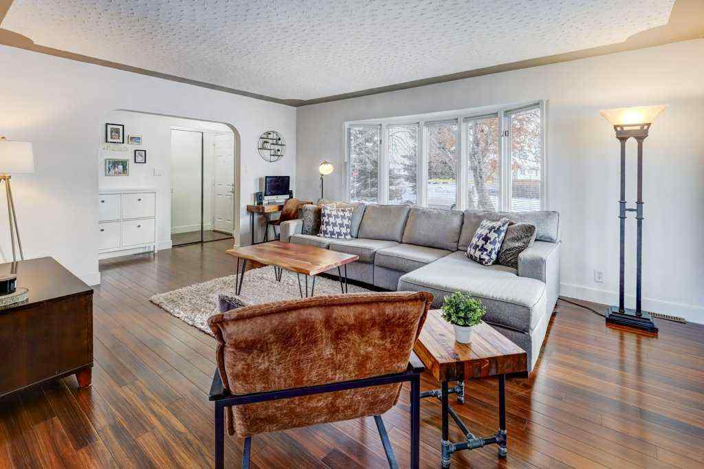 MLS® A2252248 - 2603 38 Street SW in Glendale Calgary, Residential