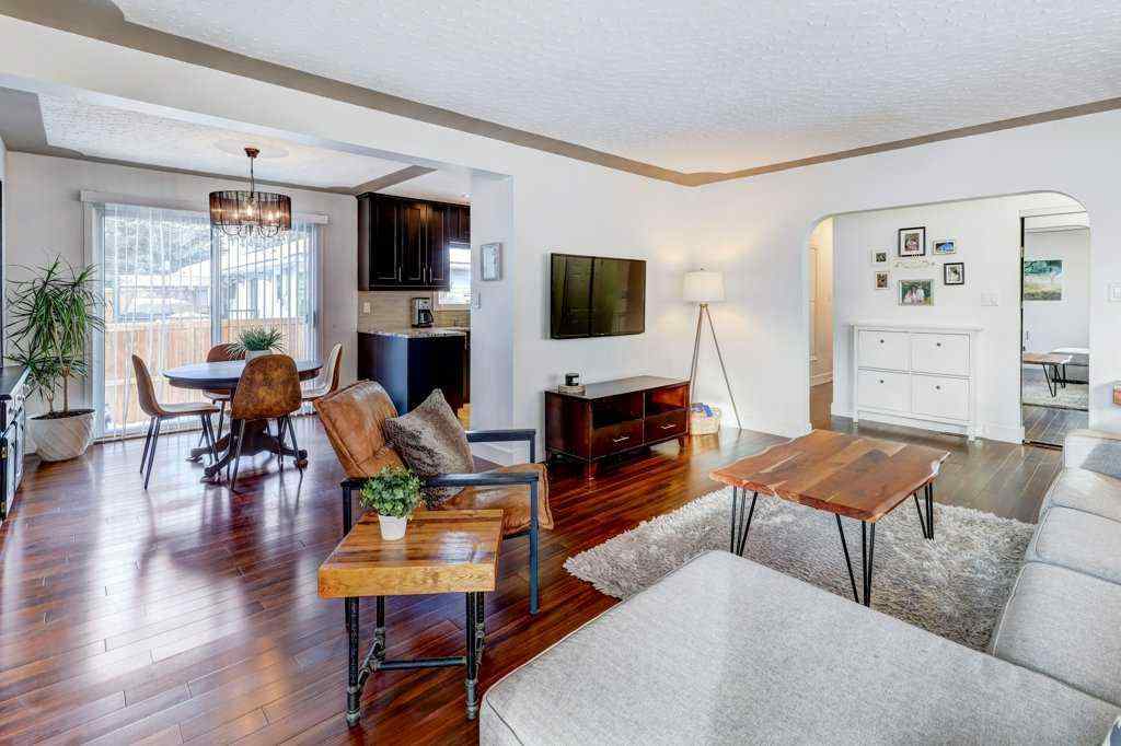 MLS® A2252248 - 2603 38 Street SW in Glendale Calgary, Residential
