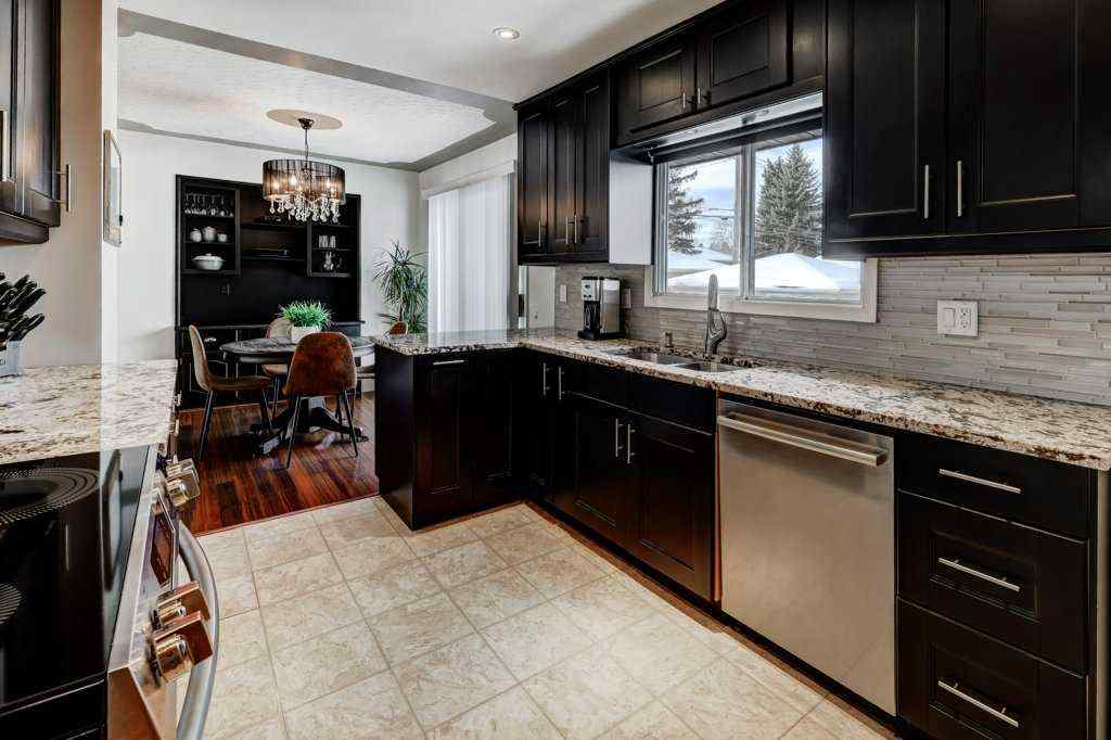 MLS® A2252248 - 2603 38 Street SW in Glendale Calgary, Residential
