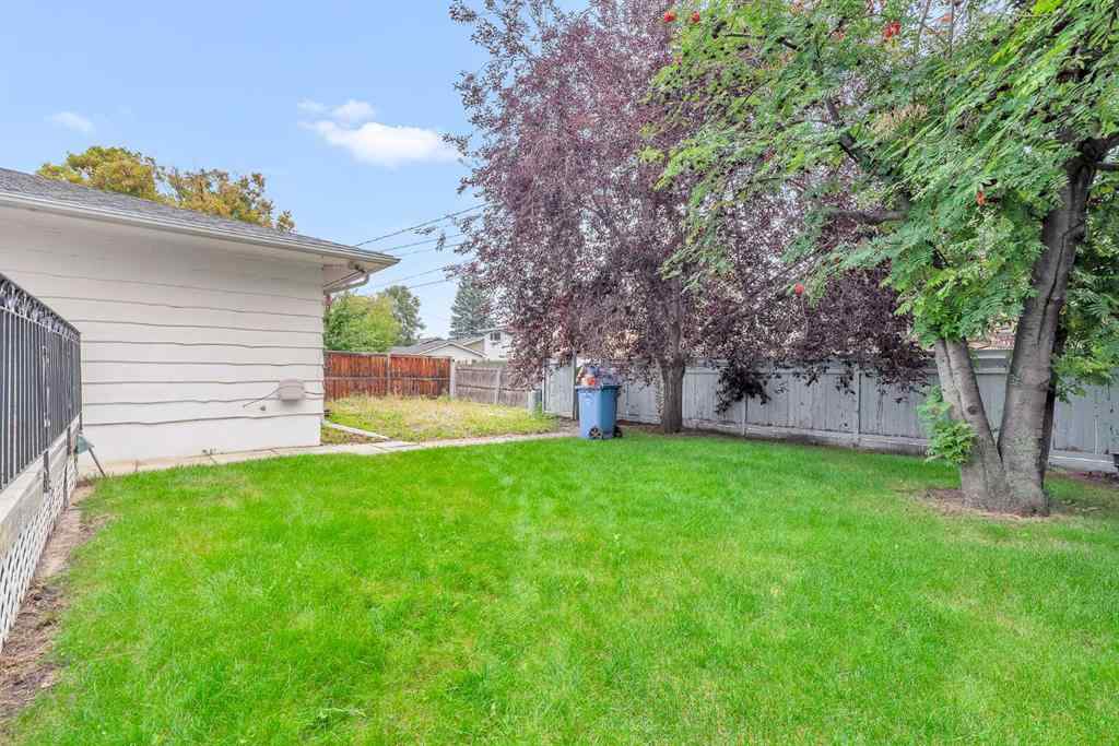 MLS® A2252251 - 10732 Maplebend Drive SE in Maple Ridge Calgary, Residential