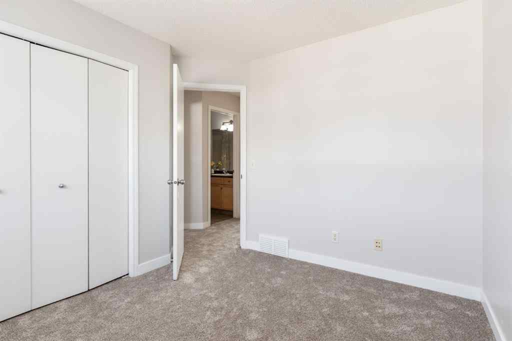 MLS® A2252253 - 75 Mckenzie Towne Gate SE in McKenzie Towne Calgary, Residential