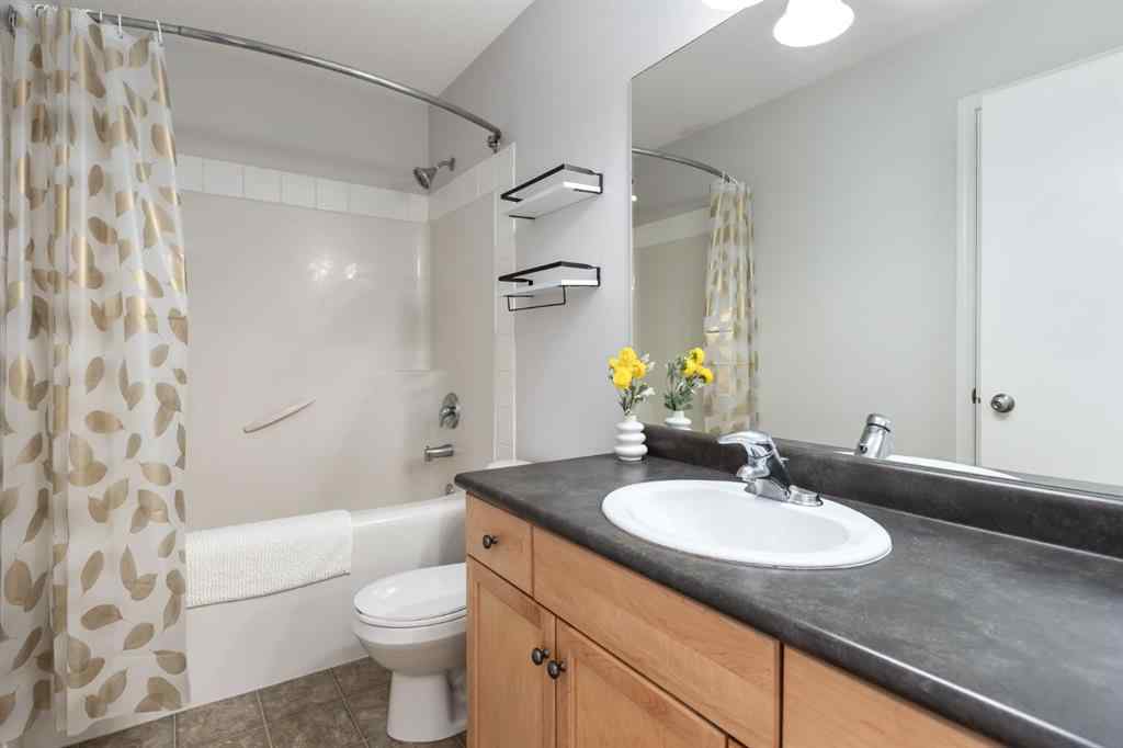 MLS® A2252253 - 75 Mckenzie Towne Gate SE in McKenzie Towne Calgary, Residential