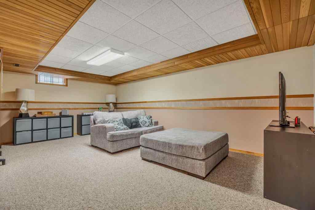 MLS® A2252254 - 11554 Douglas Woods Rise SE in Douglasdale/Glen Calgary, Residential