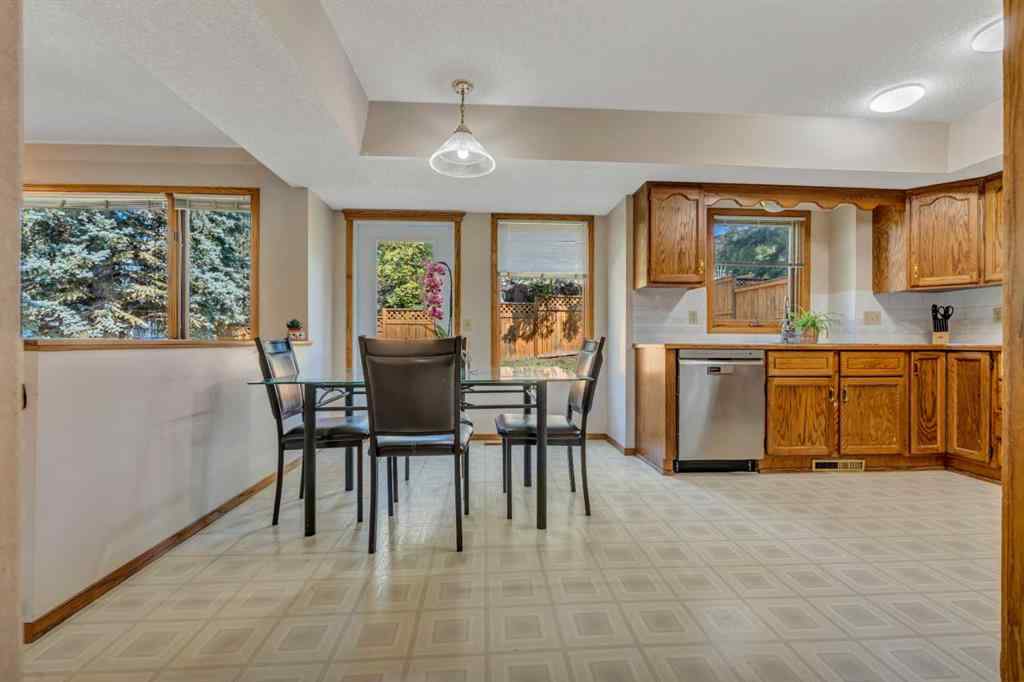 MLS® A2252254 - 11554 Douglas Woods Rise SE in Douglasdale/Glen Calgary, Residential