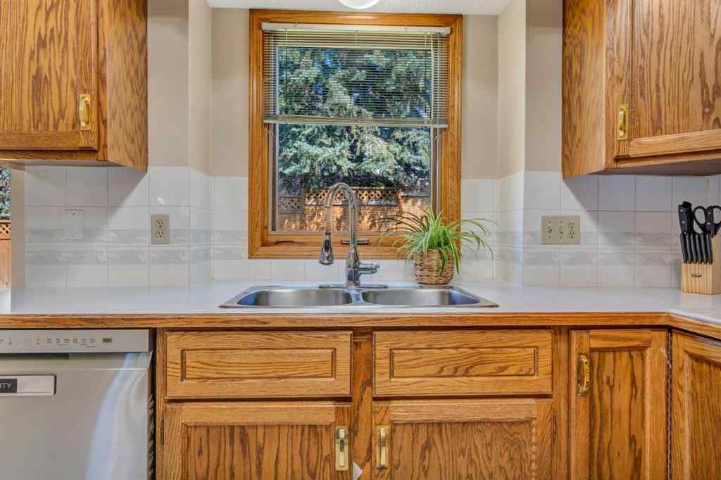 MLS® A2252254 - 11554 Douglas Woods Rise SE in Douglasdale/Glen Calgary, Residential
