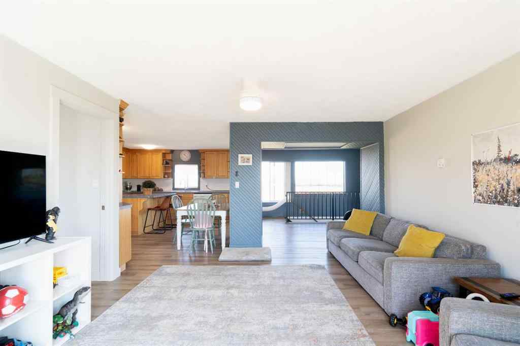 MLS® A2252256 - 340044 Range Road 215   in NONE Rural Starland County, Residential
