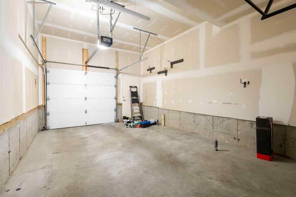 MLS® A2252265 - Unit #208 11 Evanscrest Mews NW in Evanston Calgary, Residential