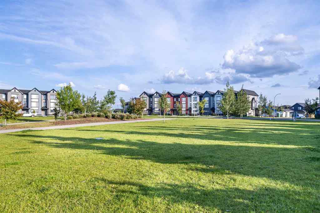 MLS® A2252265 - Unit #208 11 Evanscrest Mews NW in Evanston Calgary, Residential