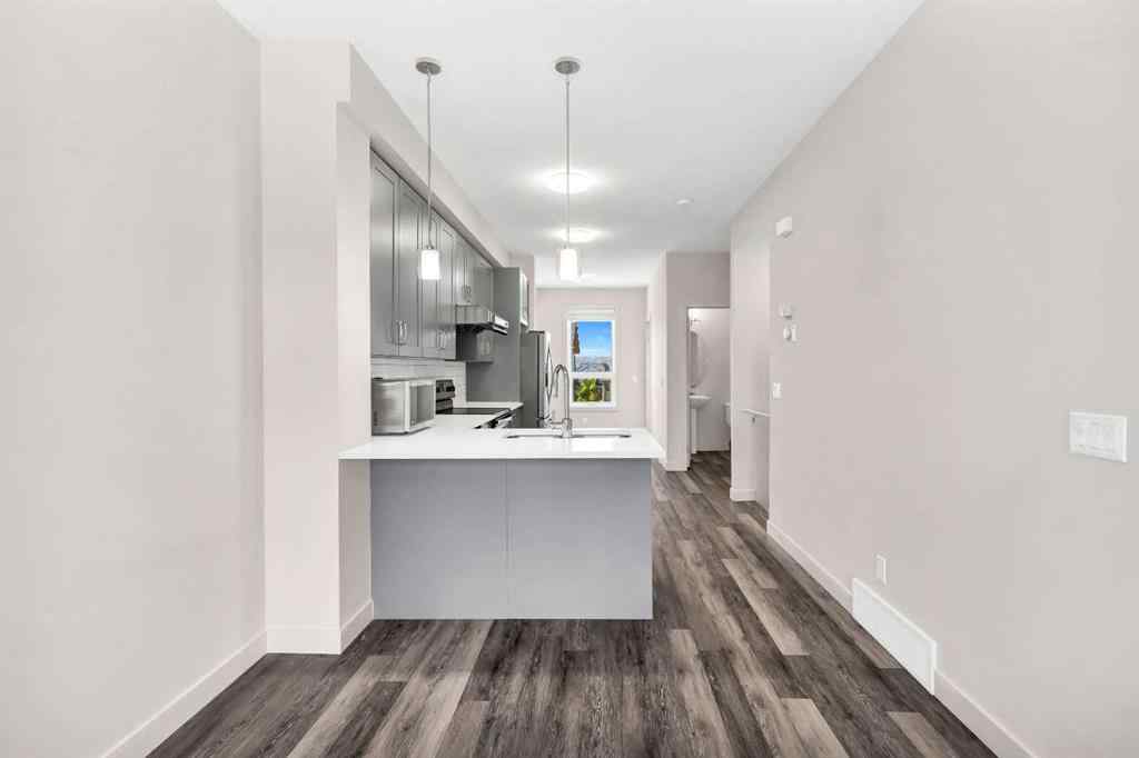 MLS® A2252265 - Unit #208 11 Evanscrest Mews NW in Evanston Calgary, Residential