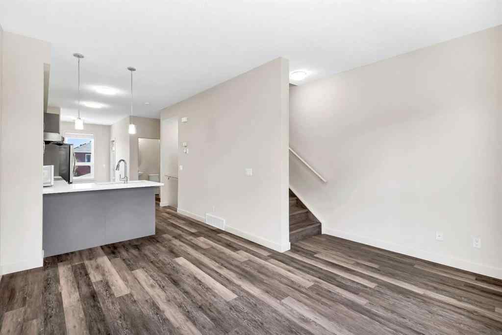 MLS® A2252265 - Unit #208 11 Evanscrest Mews NW in Evanston Calgary, Residential
