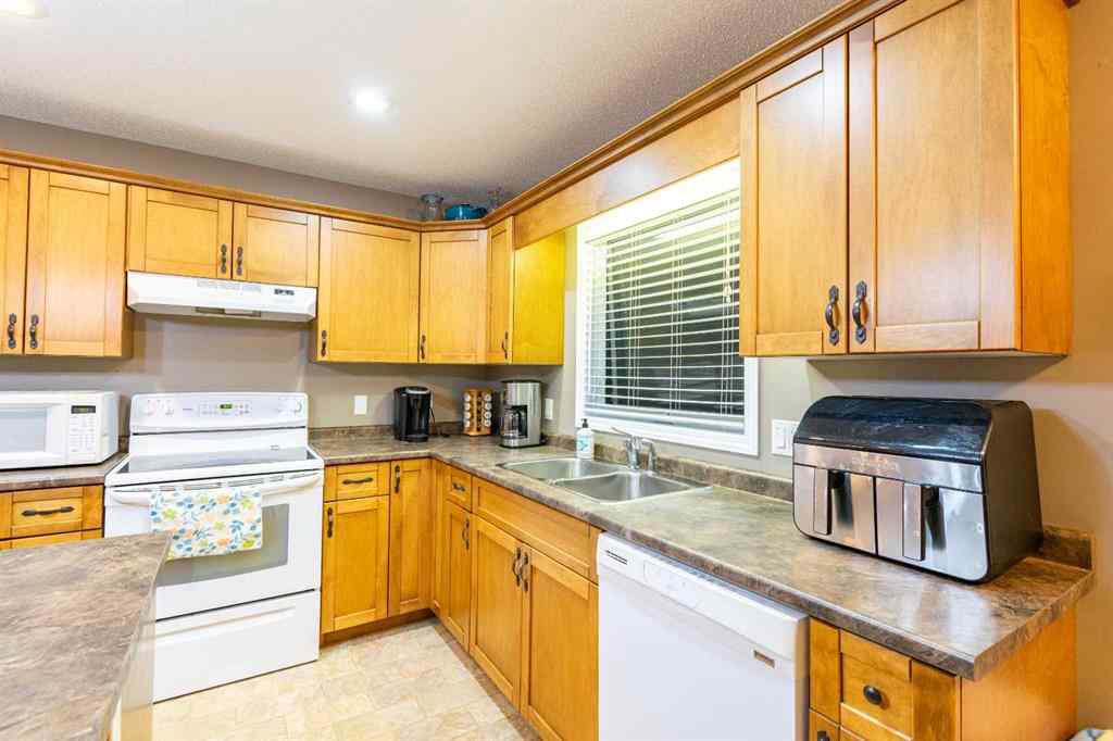 MLS® A2252267 - 13139 TWP Rd. 395   in NONE Rural Stettler No. 6, County of, Residential