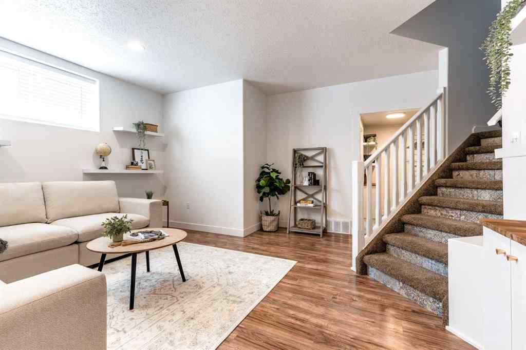 MLS® A2252271 - 129 Sunrise Road SW in SW Southridge Medicine Hat, Residential