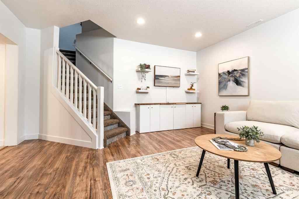 MLS® A2252271 - 129 Sunrise Road SW in SW Southridge Medicine Hat, Residential