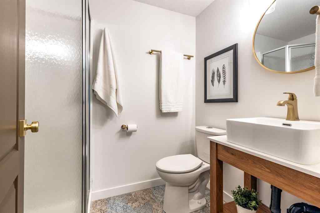 MLS® A2252271 - 129 Sunrise Road SW in SW Southridge Medicine Hat, Residential