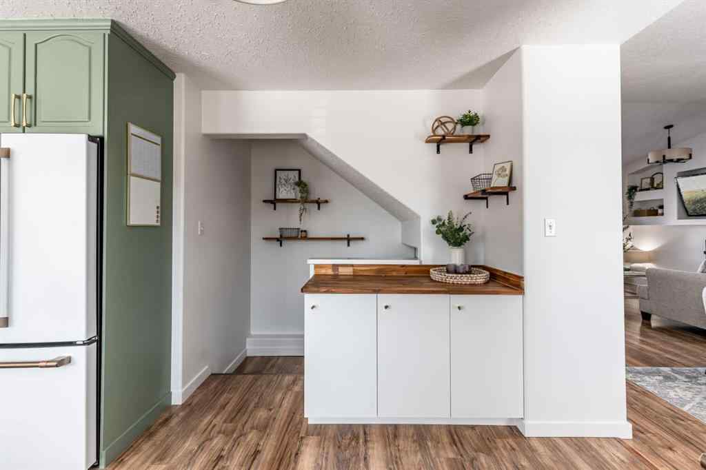 MLS® A2252271 - 129 Sunrise Road SW in SW Southridge Medicine Hat, Residential