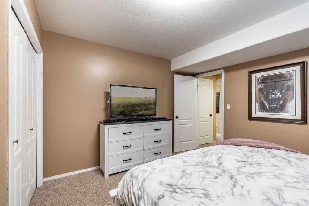 MLS® A2252275 - 310 Jesmond Drive SW in NONE Redcliff, Residential