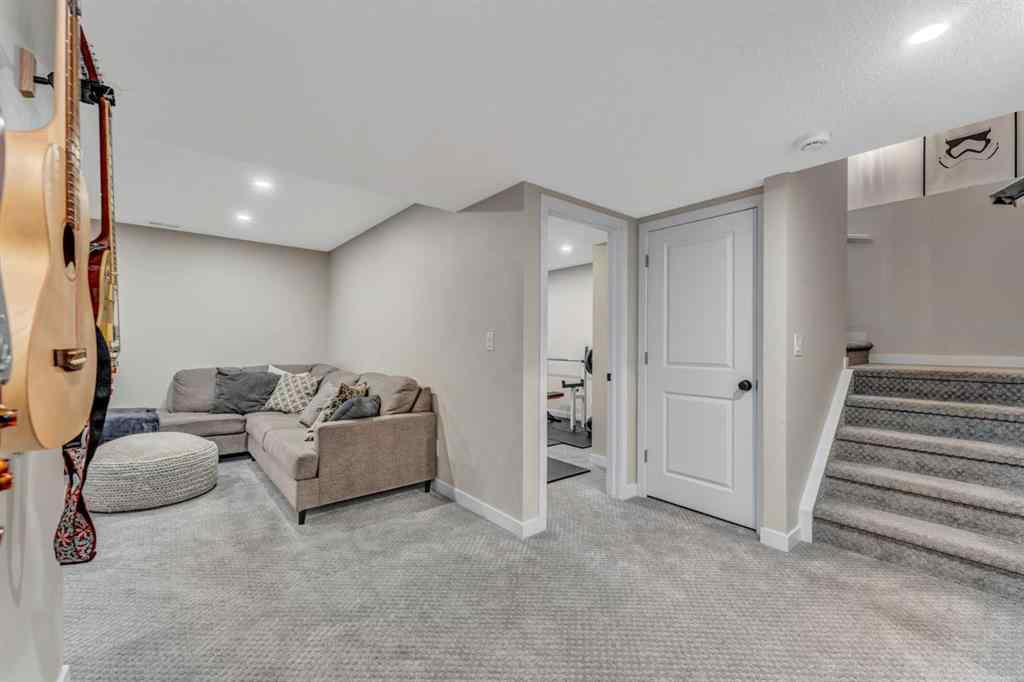 MLS® A2252276 - 4715 Elgin Avenue SE in McKenzie Towne Calgary, Residential