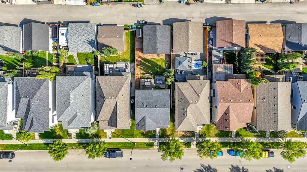 MLS® A2252276 - 4715 Elgin Avenue SE in McKenzie Towne Calgary, Residential