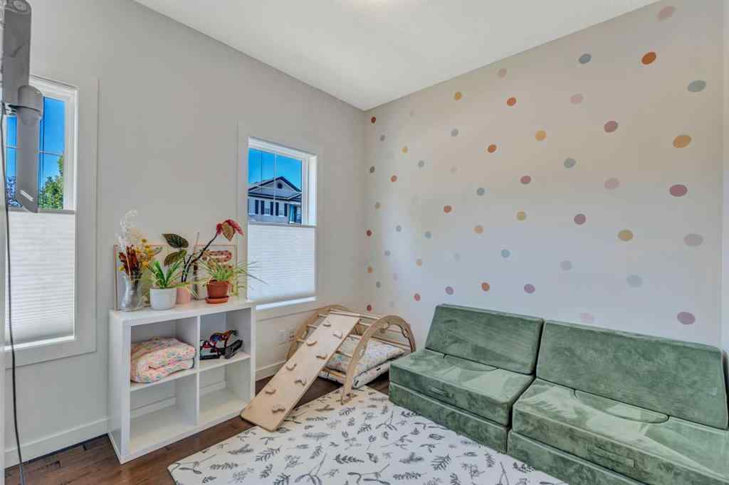 MLS® A2252276 - 4715 Elgin Avenue SE in McKenzie Towne Calgary, Residential