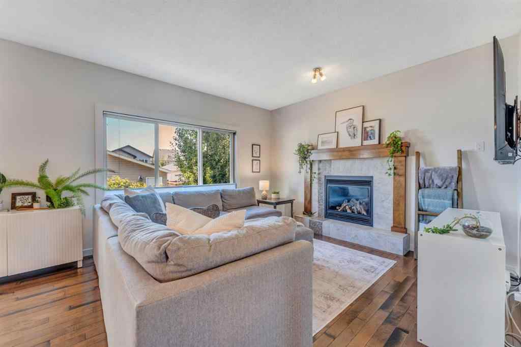 MLS® A2252276 - 4715 Elgin Avenue SE in McKenzie Towne Calgary, Residential