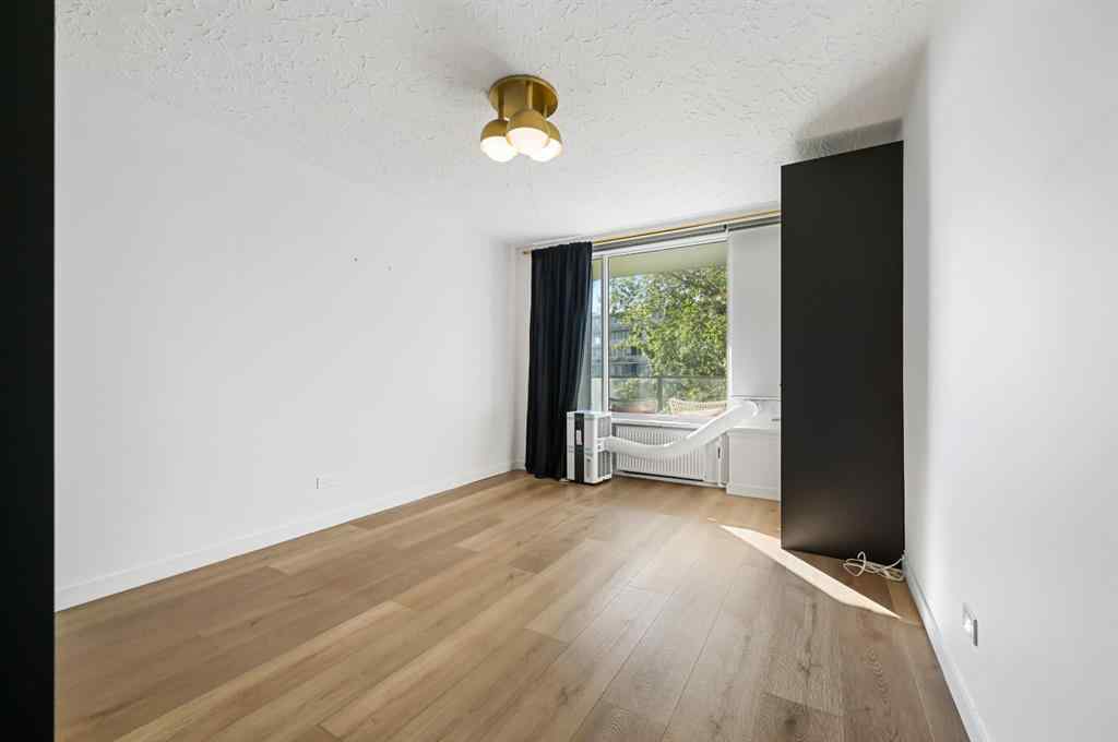 MLS® A2252279 - Unit #401 3204 Rideau Place SW in Rideau Park Calgary, Residential