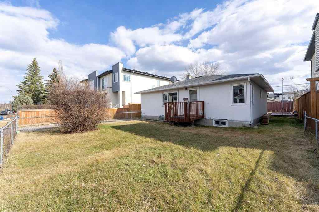 MLS® A2252280 - 8531 47 Avenue NW in Bowness Calgary, Residential