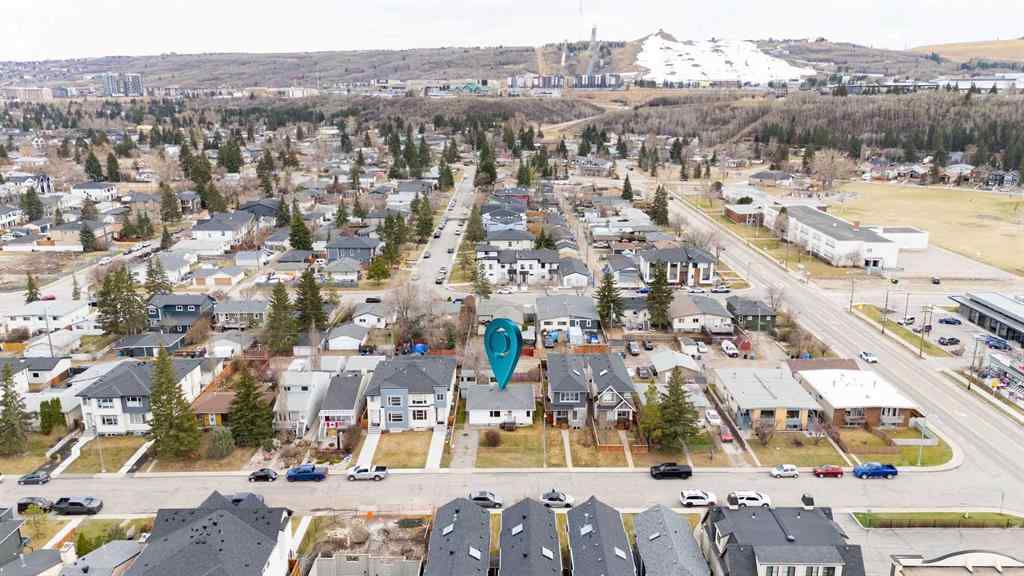 MLS® A2252280 - 8531 47 Avenue NW in Bowness Calgary, Residential