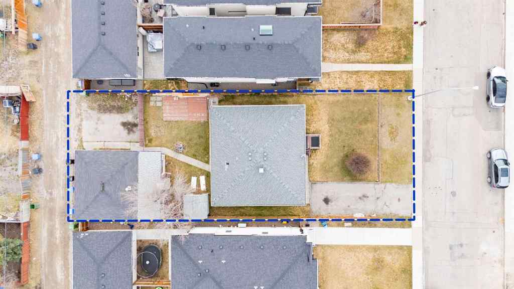 MLS® A2252280 - 8531 47 Avenue NW in Bowness Calgary, Residential