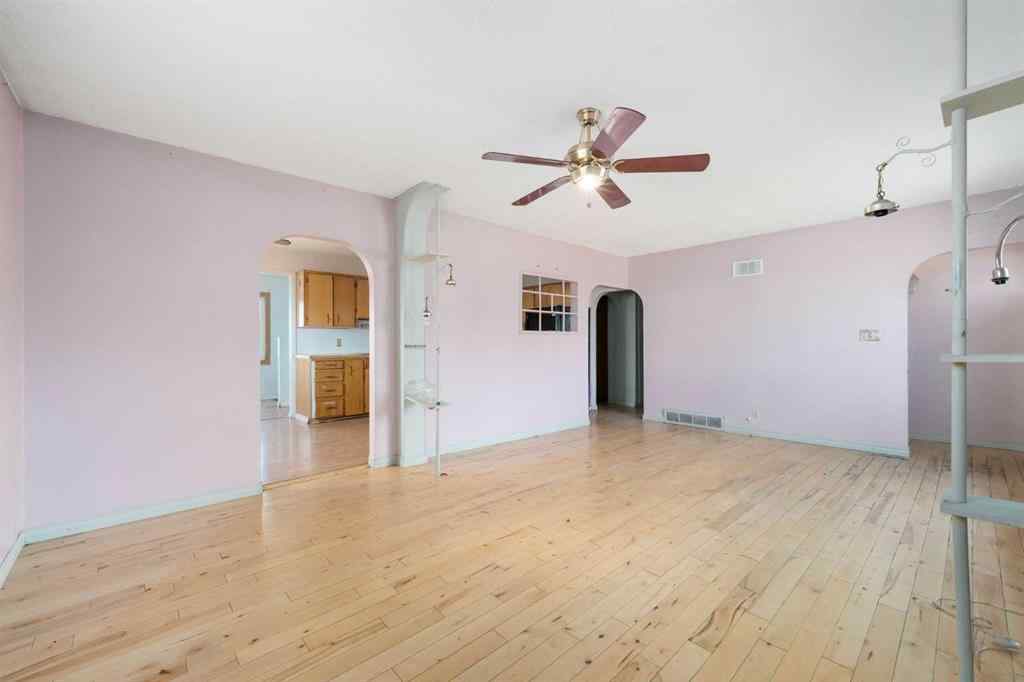 MLS® A2252280 - 8531 47 Avenue NW in Bowness Calgary, Residential