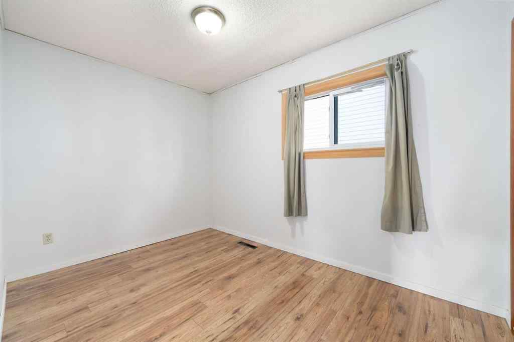 MLS® A2252280 - 8531 47 Avenue NW in Bowness Calgary, Residential