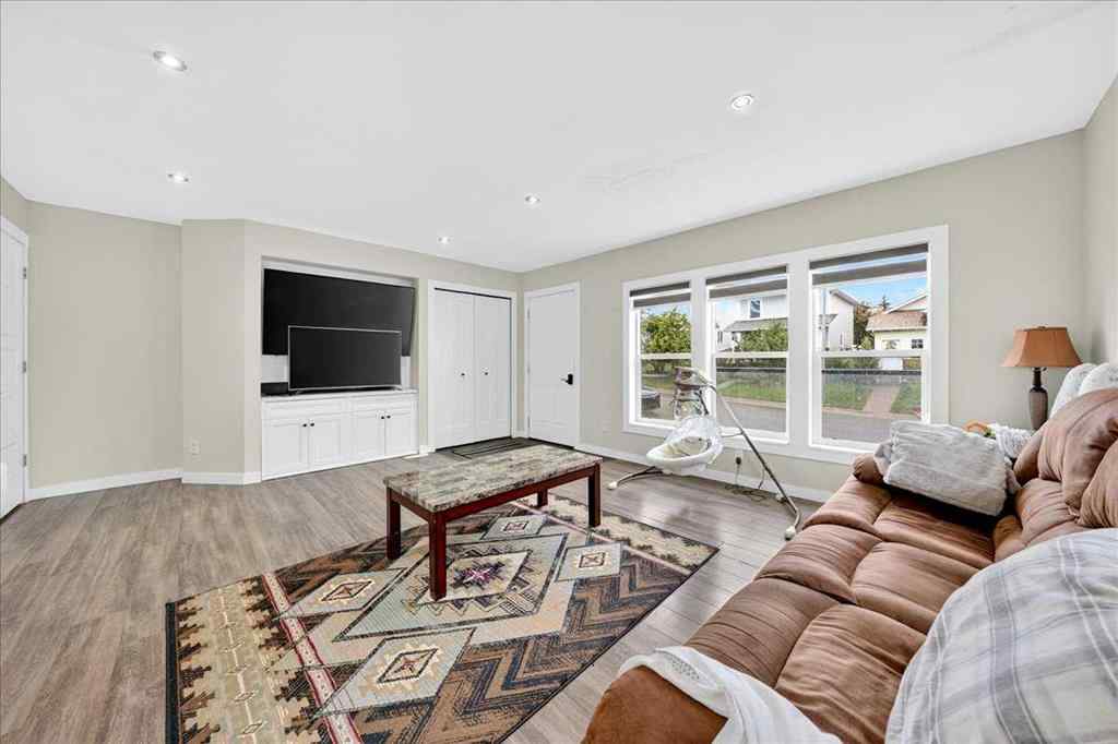 MLS® A2252281 - 2103 Country Hills Circle NW in Country Hills Calgary, Residential