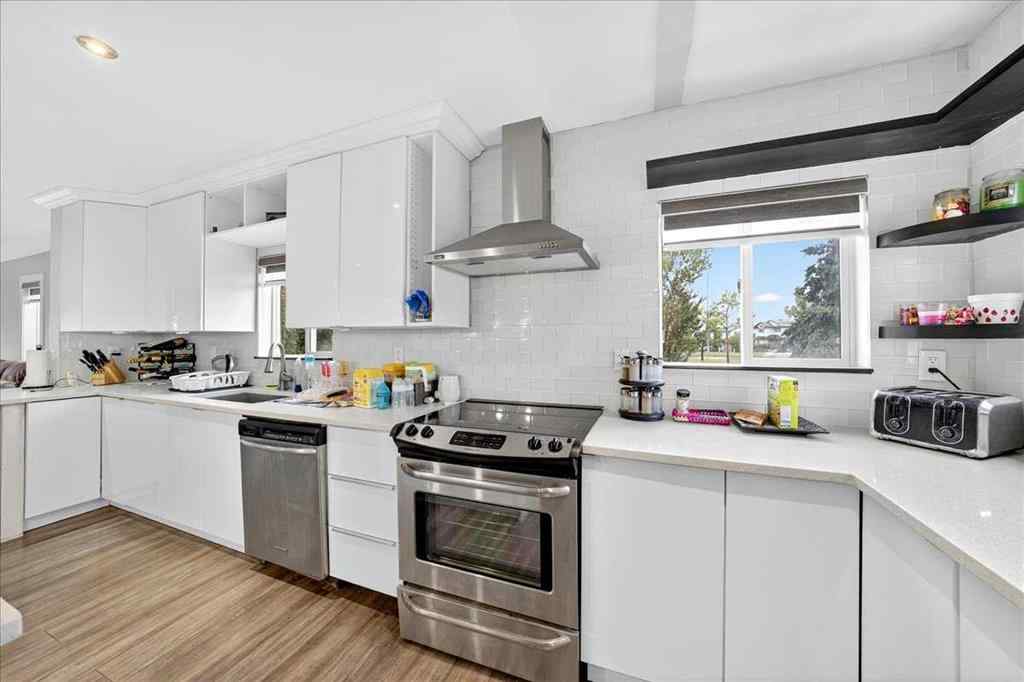 MLS® A2252281 - 2103 Country Hills Circle NW in Country Hills Calgary, Residential
