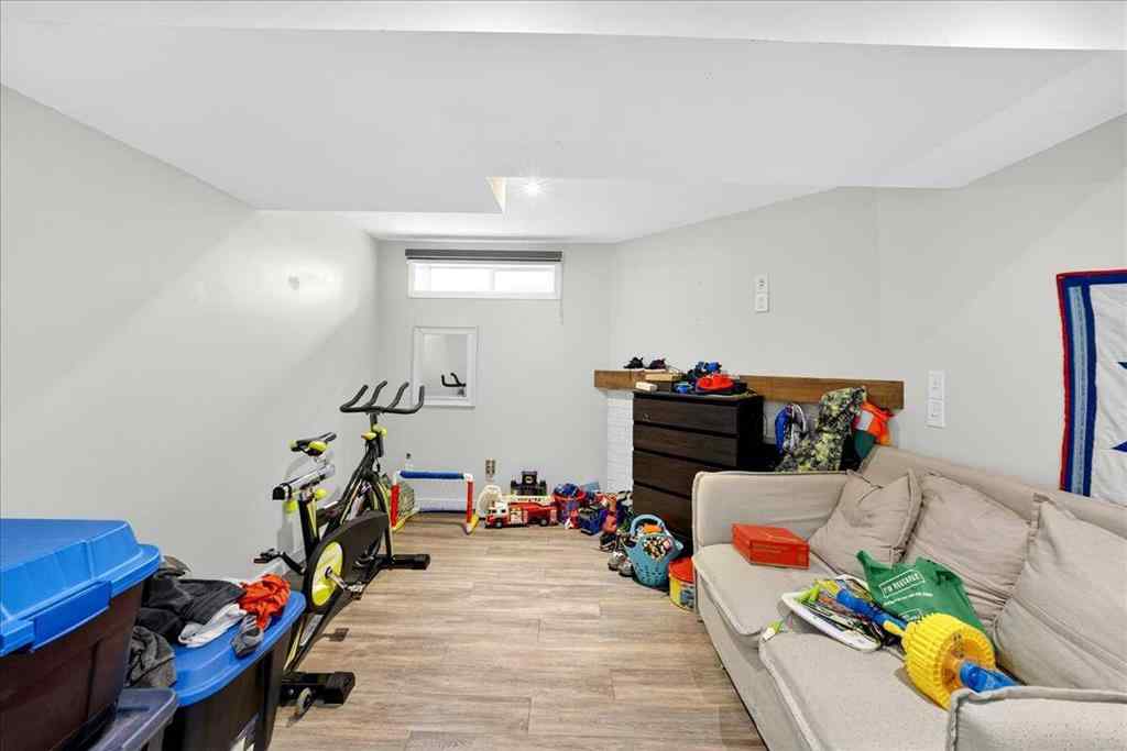 MLS® A2252281 - 2103 Country Hills Circle NW in Country Hills Calgary, Residential