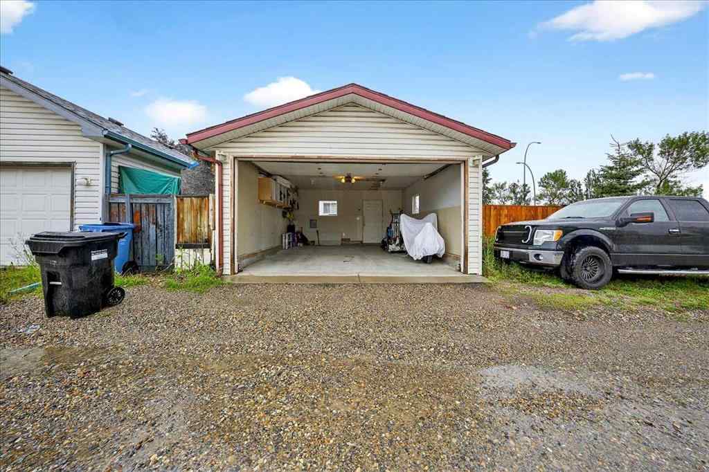 MLS® A2252281 - 2103 Country Hills Circle NW in Country Hills Calgary, Residential