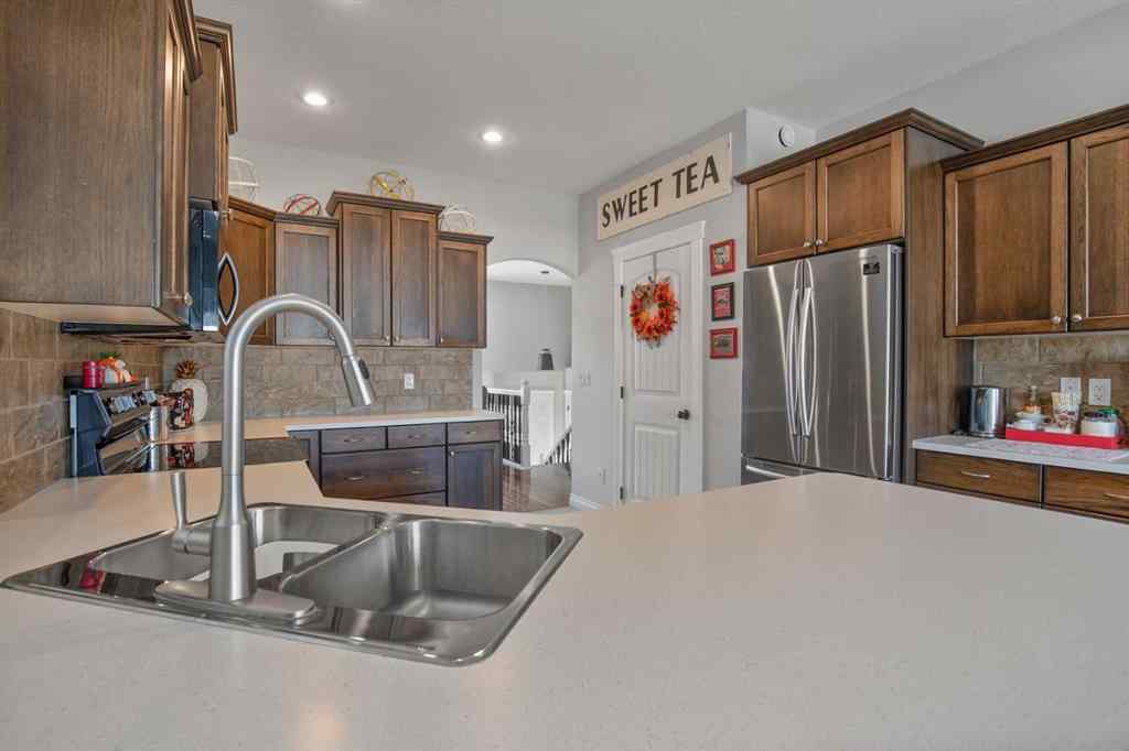 MLS® A2252295 - 73 Churchill Place  in Cottonwood Estates Blackfalds, Residential