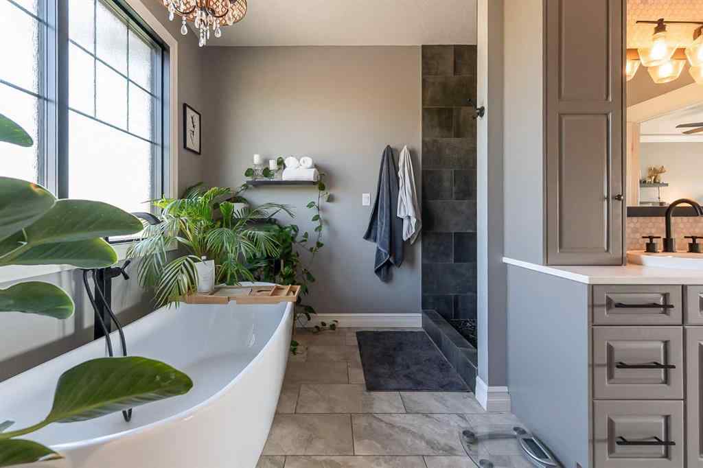 MLS® A2252301 - 105 Whitetail Place W in NONE Shaughnessy, Residential