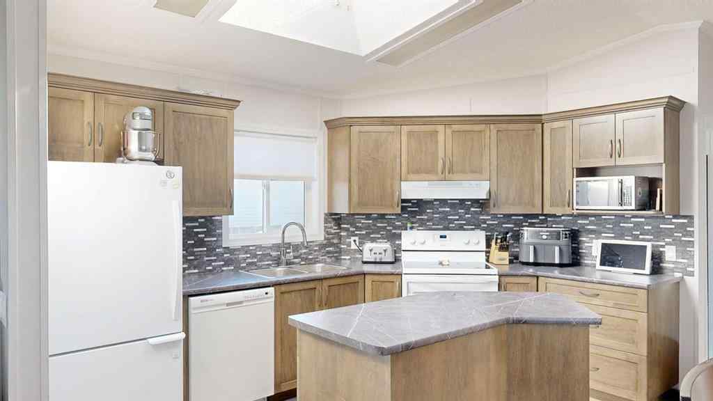 MLS® A2252306 - 9 Jackson Place  in NONE Whitecourt, Residential