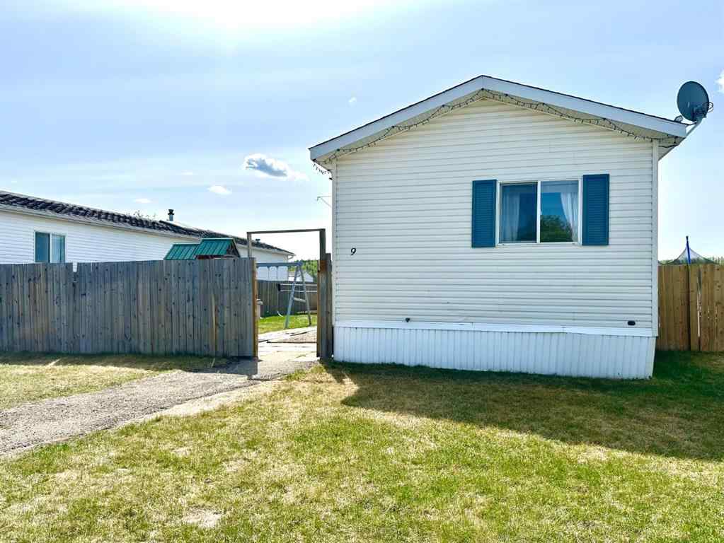 MLS® A2252306 - 9 Jackson Place  in NONE Whitecourt, Residential