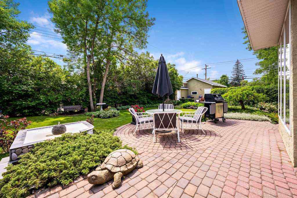 MLS® A2252307 - 509 15 Avenue NE in Renfrew Calgary, Residential