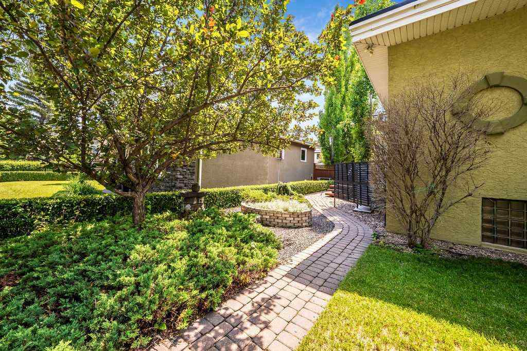 MLS® A2252307 - 509 15 Avenue NE in Renfrew Calgary, Residential