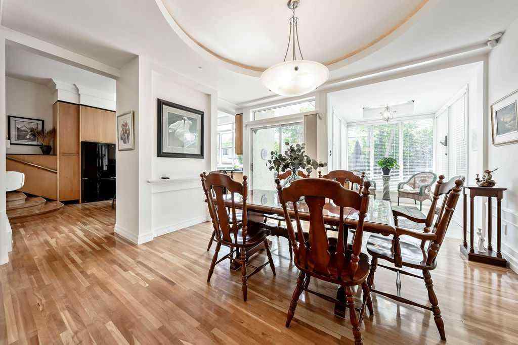 MLS® A2252307 - 509 15 Avenue NE in Renfrew Calgary, Residential