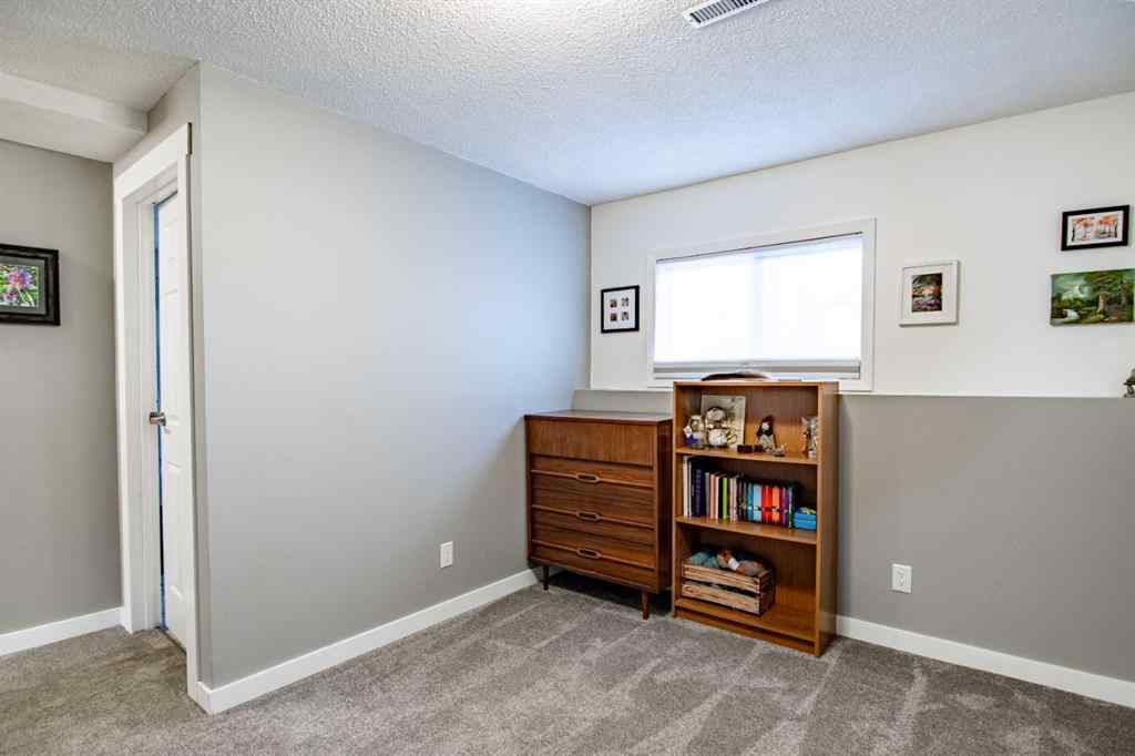 MLS® A2252309 - 68 Heritage Drive  in Heritage Park Lacombe, Residential