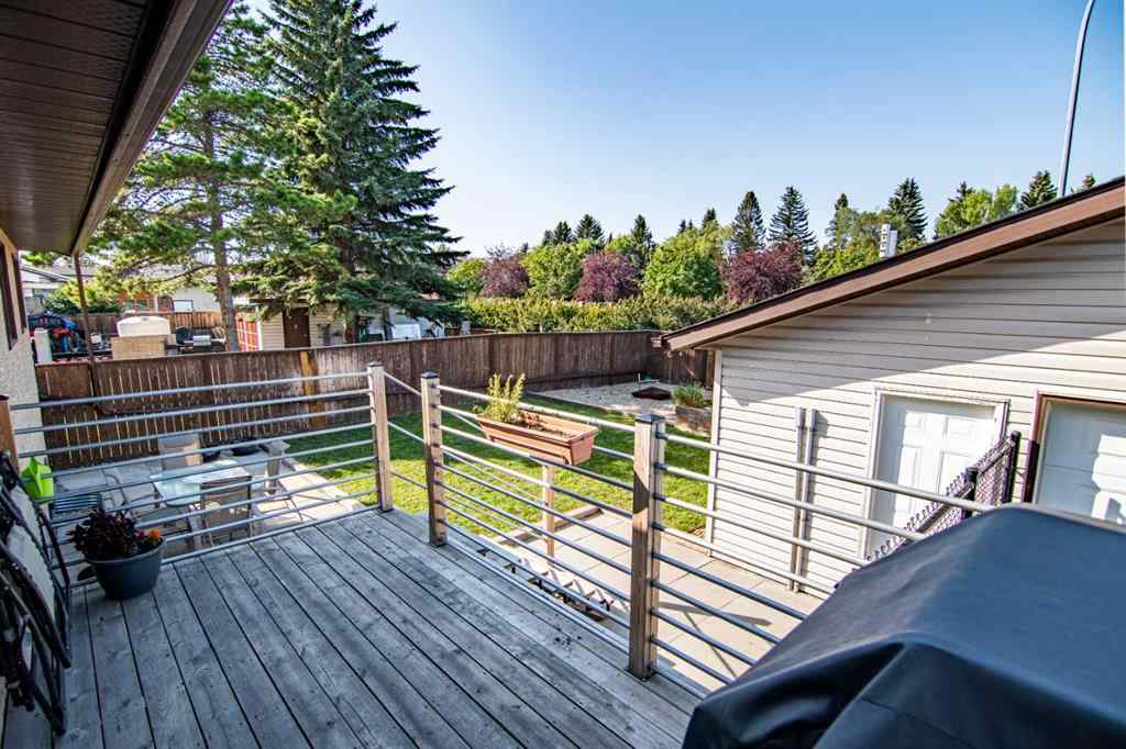 MLS® A2252309 - 68 Heritage Drive  in Heritage Park Lacombe, Residential