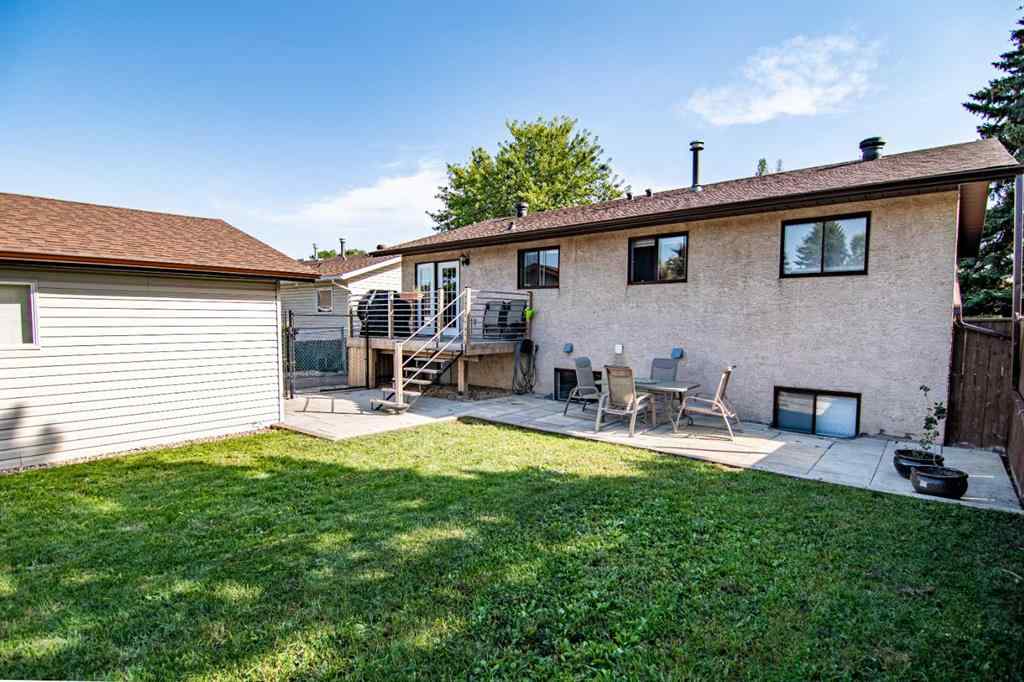 MLS® A2252309 - 68 Heritage Drive  in Heritage Park Lacombe, Residential