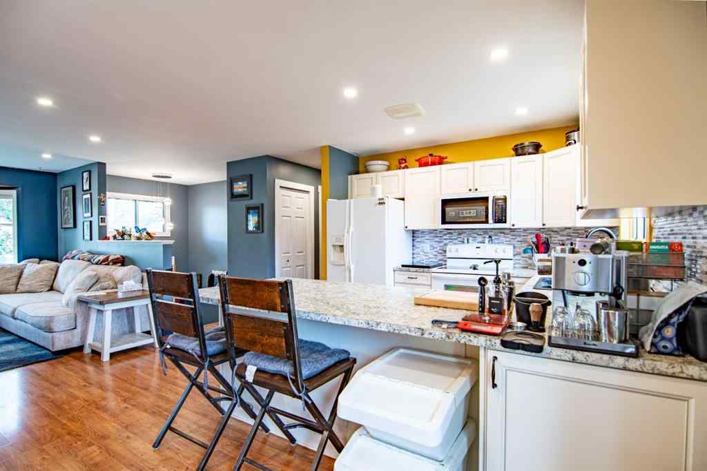 MLS® A2252309 - 68 Heritage Drive  in Heritage Park Lacombe, Residential