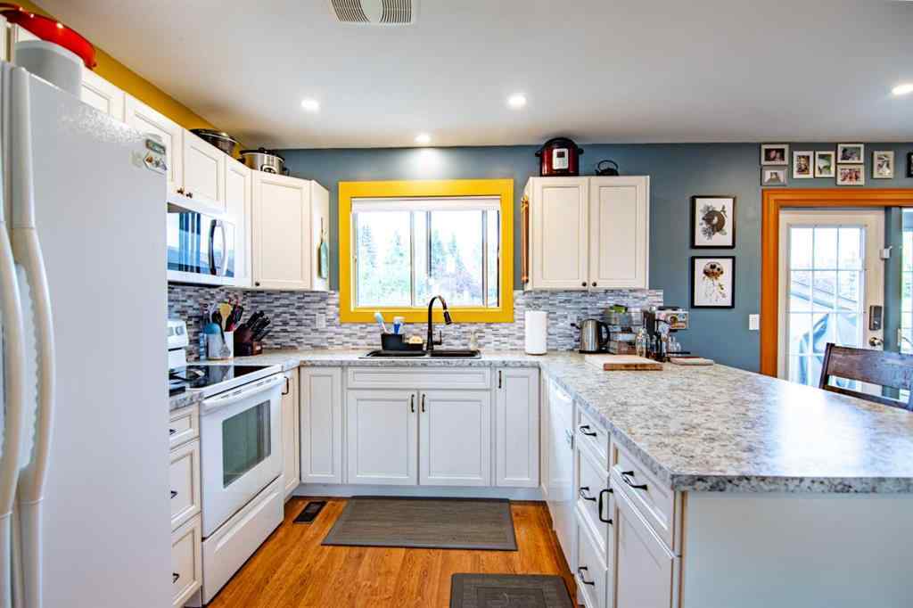 MLS® A2252309 - 68 Heritage Drive  in Heritage Park Lacombe, Residential