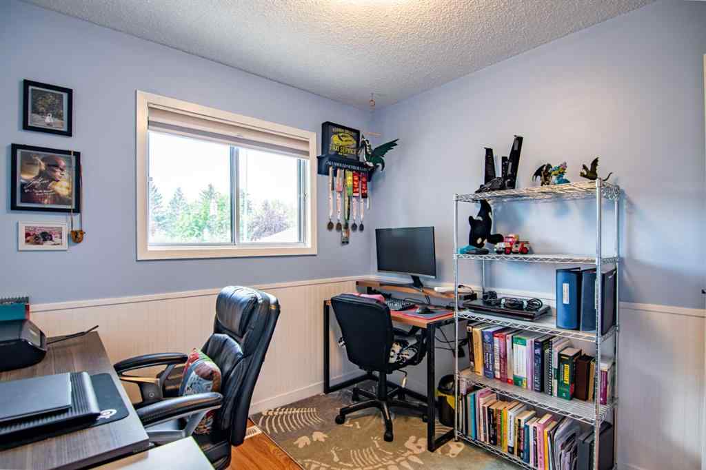 MLS® A2252309 - 68 Heritage Drive  in Heritage Park Lacombe, Residential