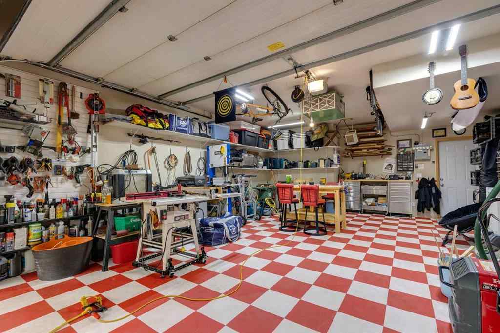 MLS® A2252313 - 1940 27 Avenue SW in South Calgary Calgary, Residential
