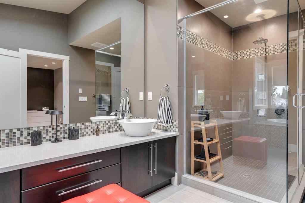 MLS® A2252313 - 1940 27 Avenue SW in South Calgary Calgary, Residential