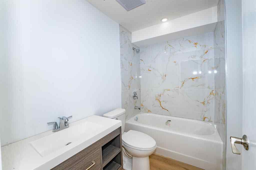 MLS® A2252318 - 393 Windermere Drive  in Westmere Chestermere, Residential